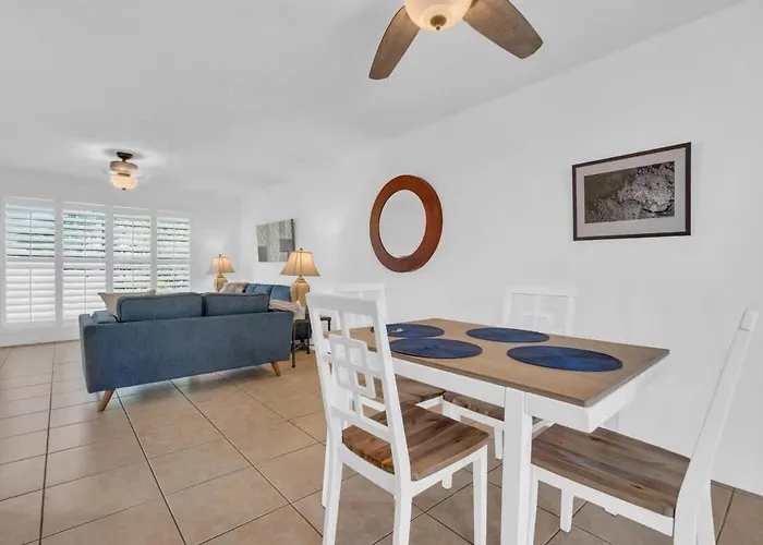 Holiday home Warm & Quaint Retreat With Pool Tucson