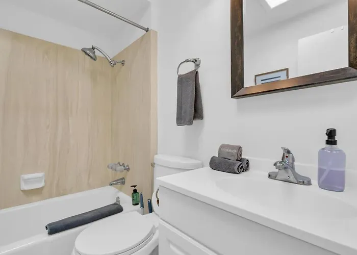 Holiday home Warm & Quaint Retreat With Pool Tucson